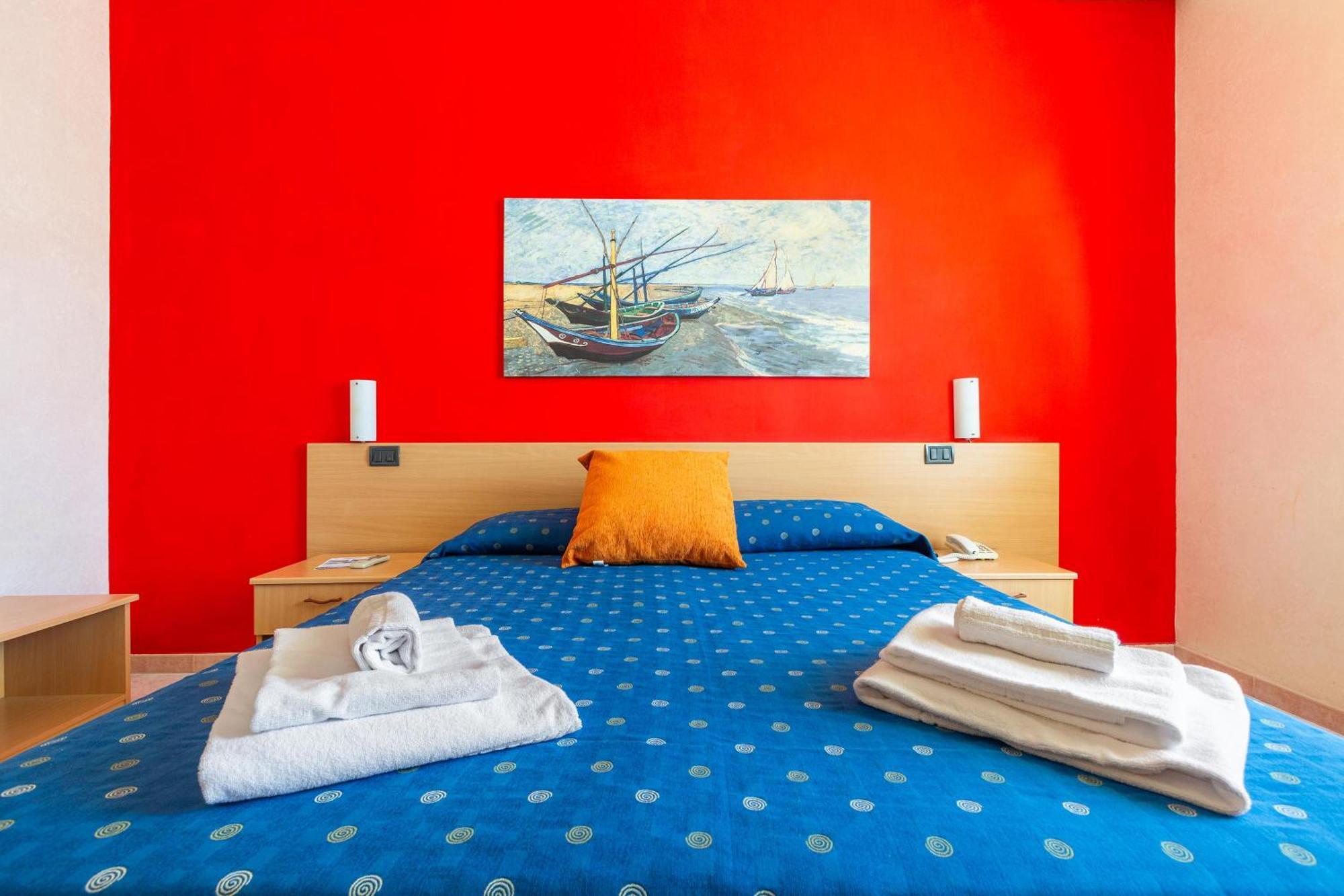 Hotel Il Riccio Porto Cesareo Exterior photo