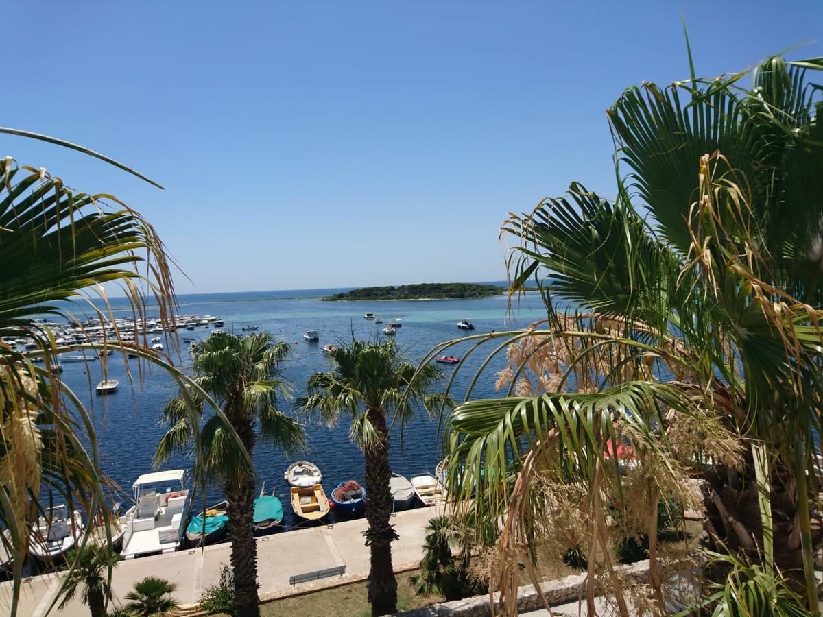 Hotel Il Riccio Porto Cesareo Exterior photo